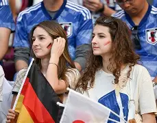 英格兰女足引领潮流,球迷支持有加 英格兰女足引领潮流,球迷支持有加